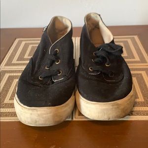 Black canvas Keds women’s 6.5